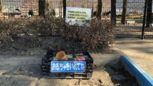 長良公園の砂場|水道付きで手ぶらでも濃い砂遊びが楽しめるスペース